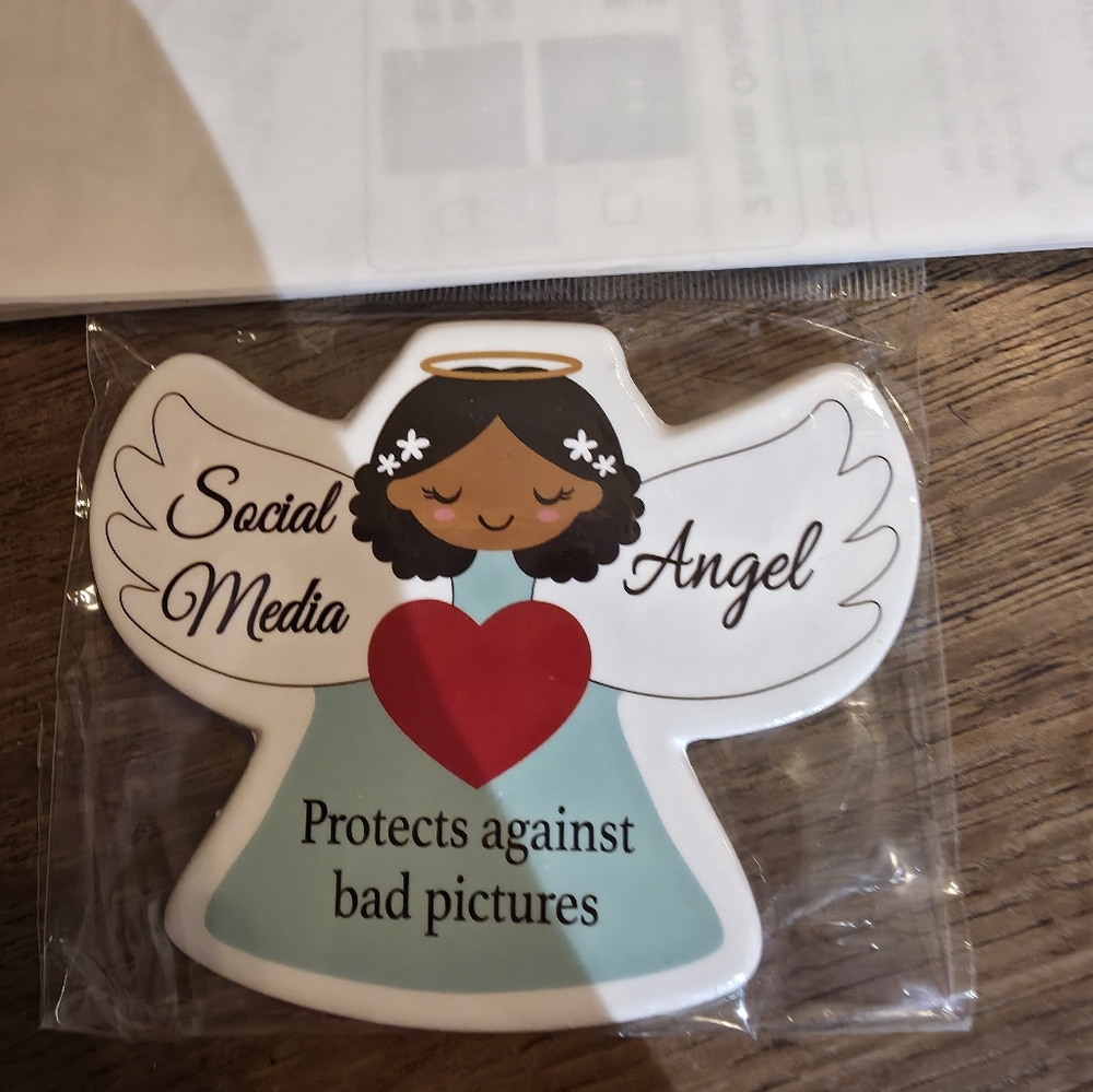 Social Media Angel Magnet - Red and White